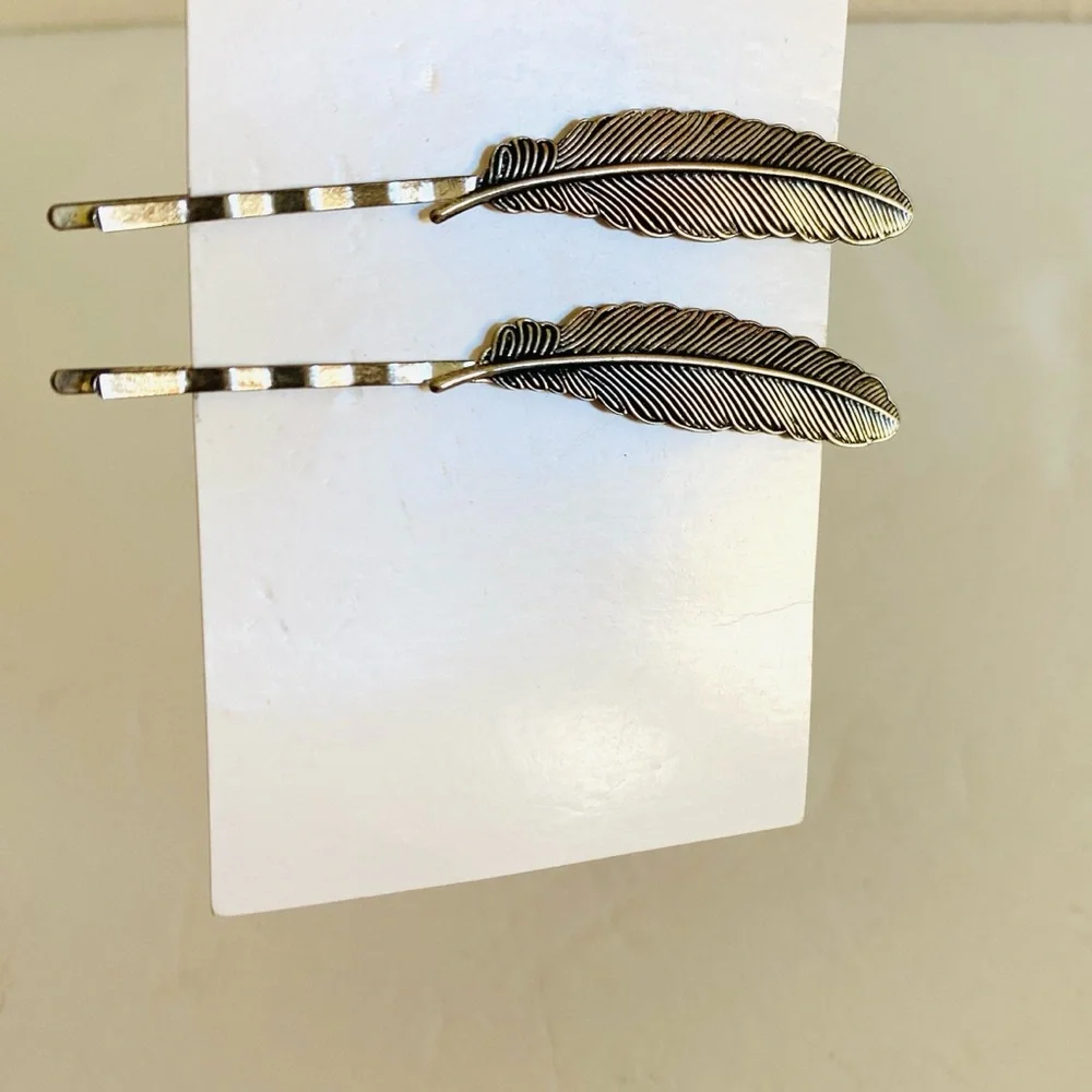 LITTLE WOODLANDER Silver Feather Hair Pins Bobby Pin 2 pc. Woodlands Nature